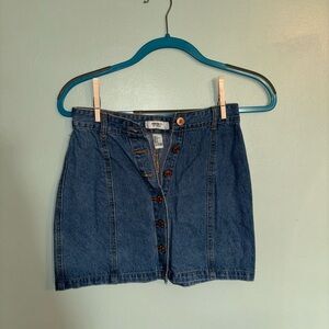Forever 21 button up denim mini skirt, size S